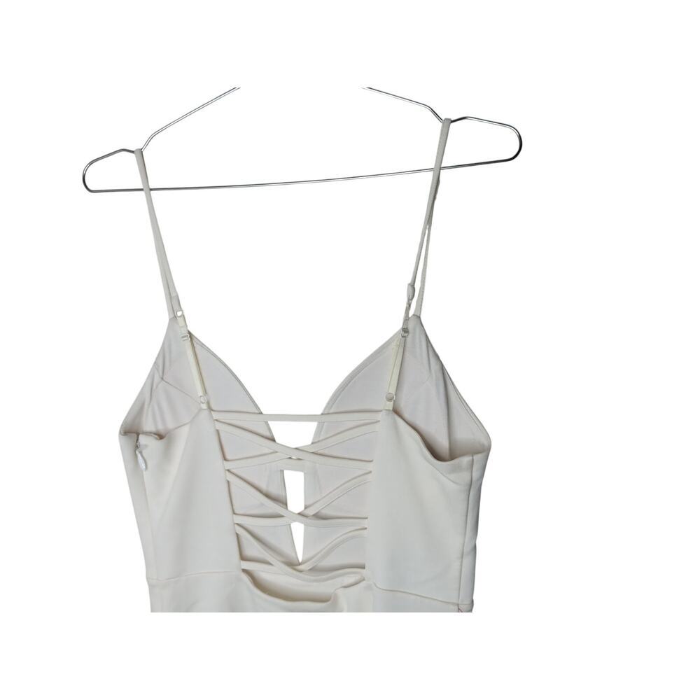 New Bebe White Bodycon Dress Size M $Deep V Criss Cross Back Party - Picture 3 of 12